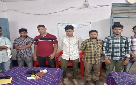 ফেনীর পরশুরাম সীমান্ত দিয়ে ভারতে প্রবেশের সময় সাত বাংলাদেশি গ্রেপ্তার, ইউরোপ ভিসা পেতে অবৈধভাবে ভারতে অবস্থান করছিলেন তারা।